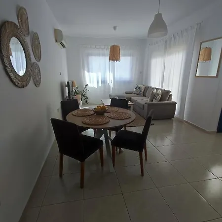 Marina Gardens Apartmán *