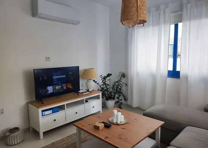 Marina Gardens بافوس